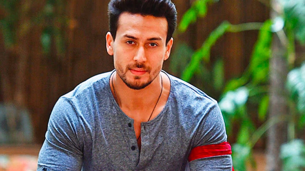 टाइगर श्रॉफ 1 अभिनेता से एक्शन सुपरस्टार बनने तक